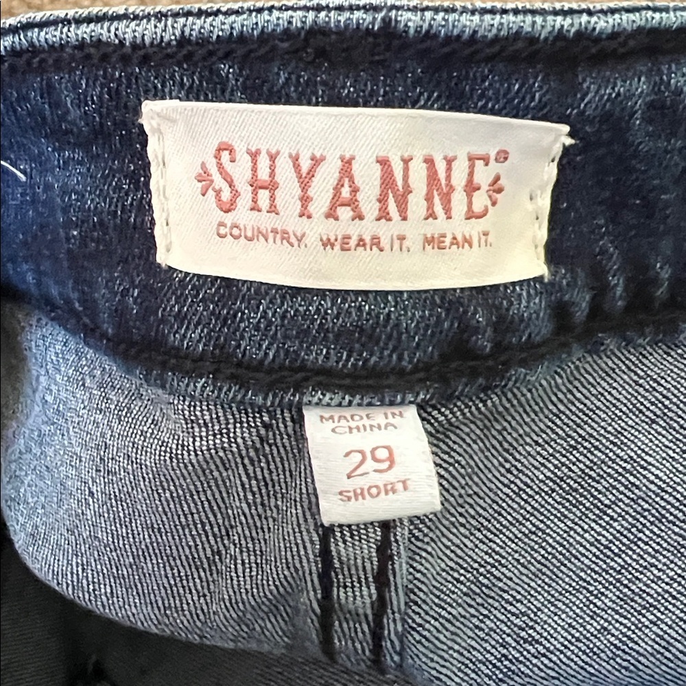 SHYANNE dark wash slit flare leg jeans - Picture 5 of 7